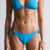 Abbinamento ideale Slip bikini con lacci laterali