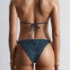 Abbinamento ideale Slip bikini con lacci laterali