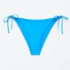 Abbinamento ideale Slip bikini con lacci laterali