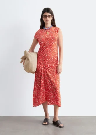 Abito midi con scollo a barchetta