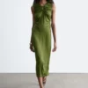 Abito midi con scollo a goccia e ruches