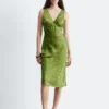 Abito midi con scollo a V