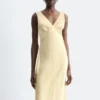 Abito midi con scollo a V