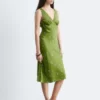 Abito midi con scollo a V