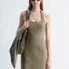 Abito midi con scollo all’americana