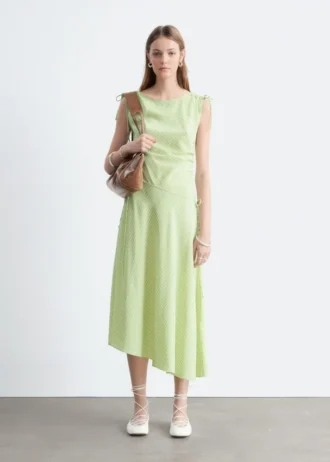 Abito midi drappeggiato asimmetrico
