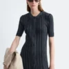 Abito midi in maglia a coste