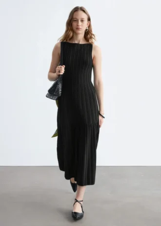 Abito midi in maglia a coste