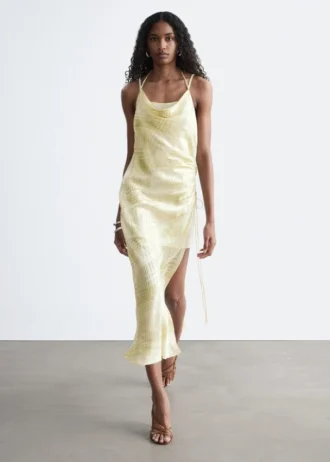 Abito midi jacquard con collo a cappuccio