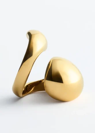 Anello scultoreo a doppia torsione