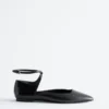 Ballerine con cinturini incrociati in pelle