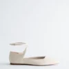 Ballerine con cinturini incrociati in pelle