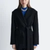 Blazer con cintura in lana