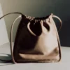 Borsa con coulisse in raso