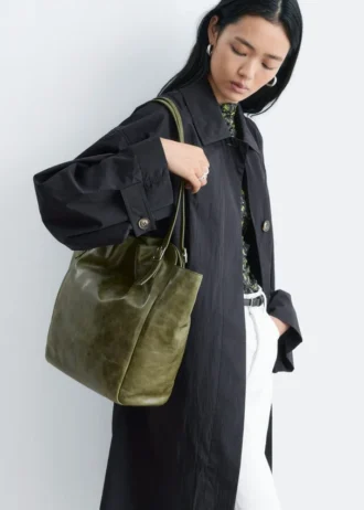 Borsa tote in pelle con fibbia e cinturino