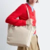 Borsa tote in pelle con fibbia e cinturino