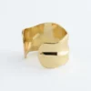 Bracciale a cuffia ondulato
