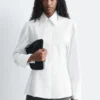 Camicia affusolata con cintura da annodare