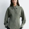 Camicia affusolata con maniche a palloncino