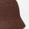 Cappello a secchiello in paglia intrecciata