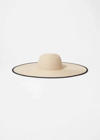 Cappello di paglia a tesa larga