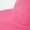 Cappello di paglia a tesa larga