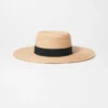 Cappello di paglia di rafia con bordo in gros-grain