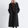 Cappotto in lana con cintura