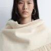 Cappotto in lana con scialle sfrangiato
