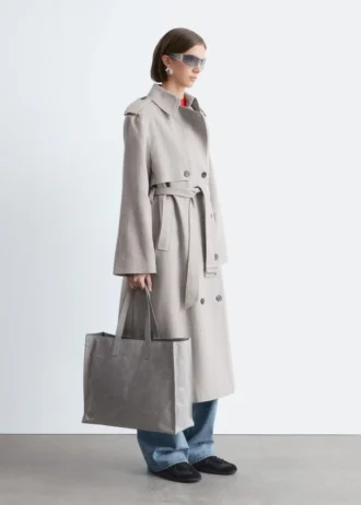 cappotto in misto cotone e lana con cintura da annodare 2 330x462 - Cappotto in misto cotone e lana con cintura da annodare