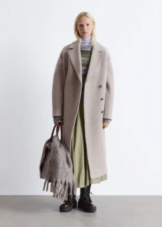 Cappotto voluminoso in lana con cintura
