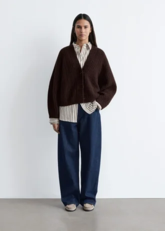 Cardigan a maglia a coste larghe