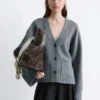 Cardigan in maglia affusolata