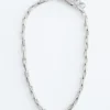 Collana a catena con graffette