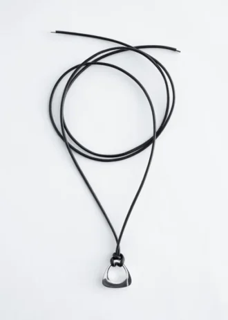 Collana con ciondolo