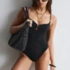 Costume da bagno a triangolo