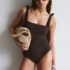 Costume da bagno con fiocchi testurizzati