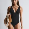 Costume da bagno con scollo a V