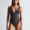 Costume da bagno con scollo a V