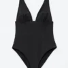 Costume da bagno con scollo a V