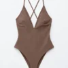 Costume da bagno con spalline incrociate sulla schiena
