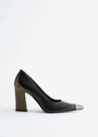 Décolleté in pelle con blocchi di colore