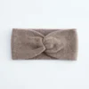 Fascia in cashmere con nodo intrecciato
