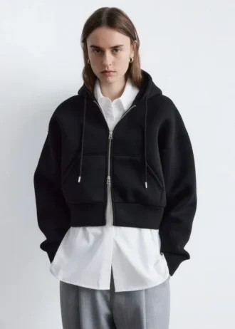 Felpa con cappuccio corta in scuba con zip