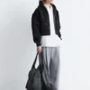 Felpa con cappuccio corta in scuba con zip