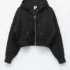 Felpa con cappuccio corta in scuba con zip