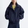 Giacca con collo alto e coulisse