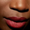 Il rossetto Red Satin per le labbra