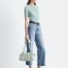 Jeans a gamba larga e vita alta