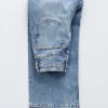 Jeans a gamba larga e vita alta